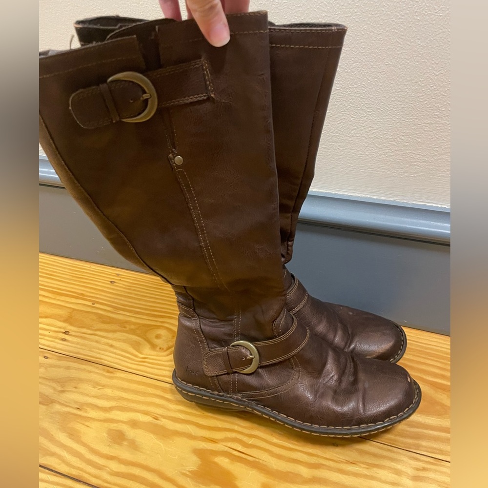 b.o.c. womens 8.5 brown boots